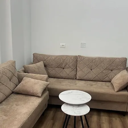 Apartment Rene & Devin